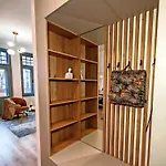 Beatrice Old Town With 1 Free Private Parking Apartman