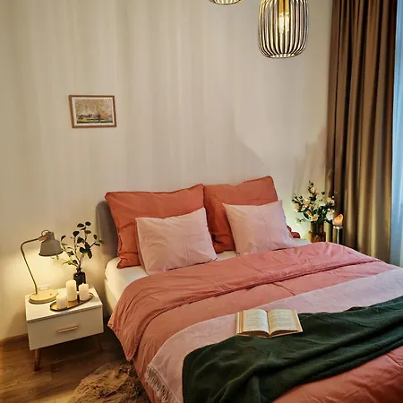 Beatrice Old Town With 1 Free Private Parking 아파트 코시체