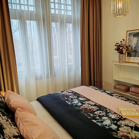 Beatrice Old Town With 1 Free Private Parking Apartmán Košice