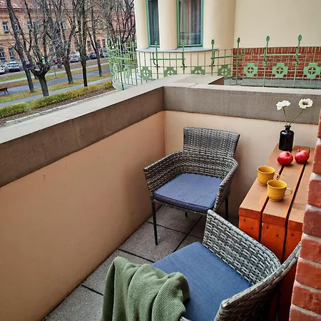 Beatrice Old Town With 1 Free Private Parking 아파트