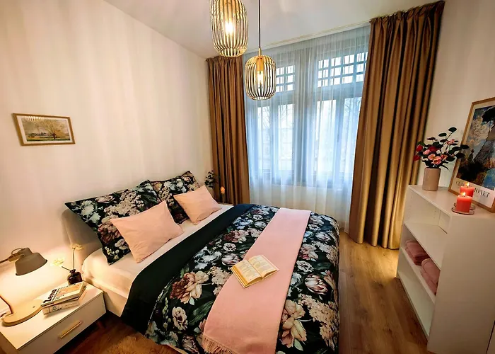 Beatrice Old Town With 1 Free Private Parking Apartment Kosice